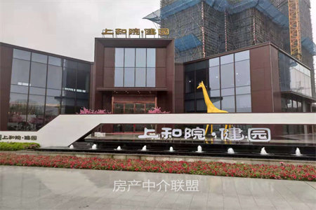 出售东店富贵苑学区房两室一厅双证齐全37万